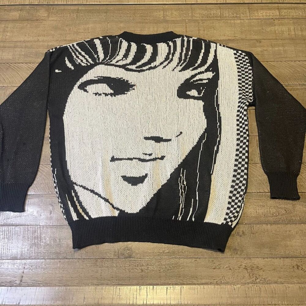 Junji Ito TOMIE All-Over Print Anime Sweater – Black & White – Size Medium - Picture 3 of 3